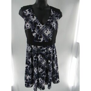 City Chic Women's Black White Blue Sleeveless V-Neck Knee Length Dress XS (14)